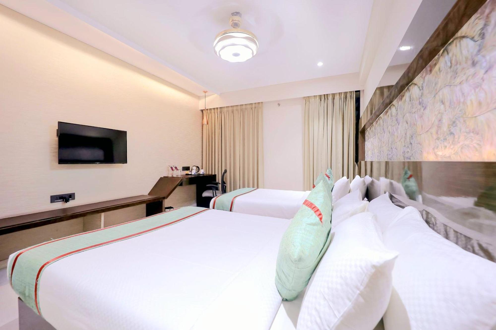 Hotel Ramida Plaza At Delhi Airport New Delhi Buitenkant foto